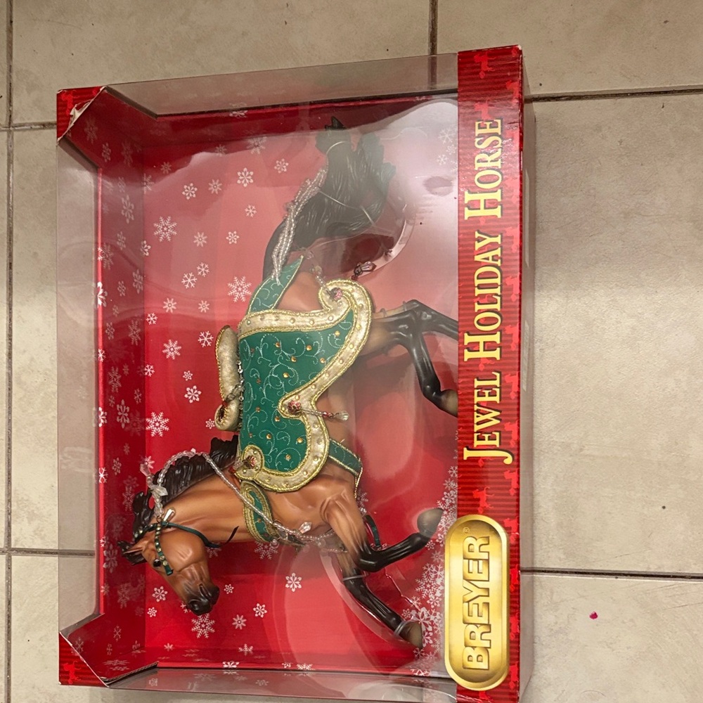 Breyer Jewel Holiday Horse - Green and Gold